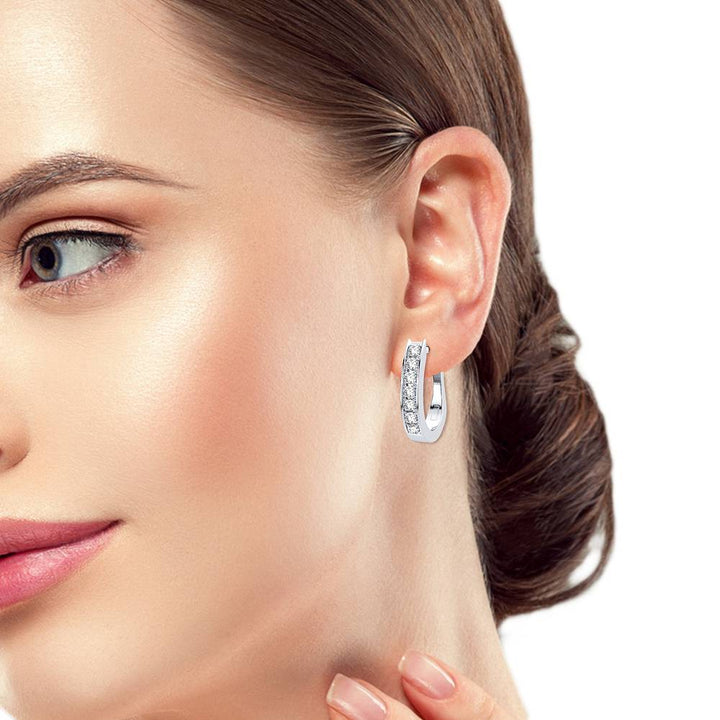 10K 0.06CT Diamond Earring