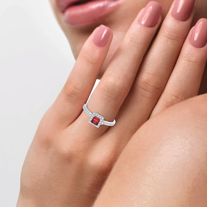 10K  0.14ct Diamond Ruby Ring with Diamonds